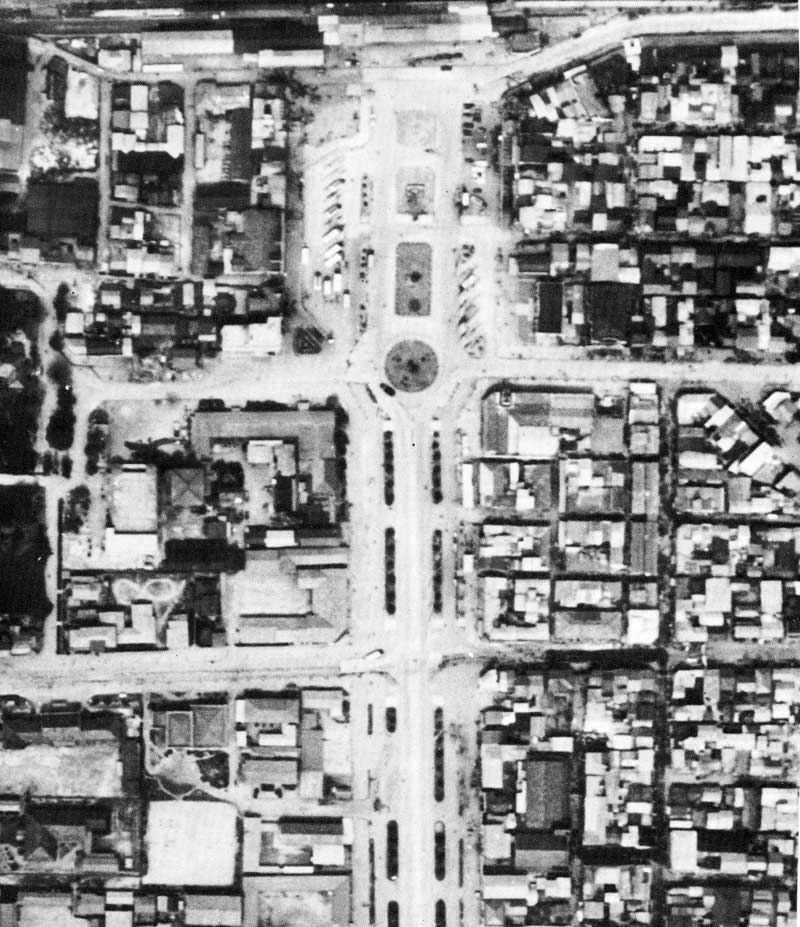 昭和31年 駅前大通りの航空写真